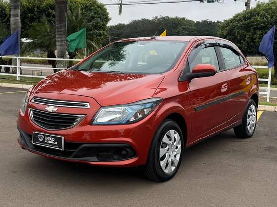 CHEVROLET ONIX 1.4 MPFI LT 8V FLEX 4P MANUAL CHEVROLET ONIX 1.4 MPFI LT 8V FLEX 4P MANUAL